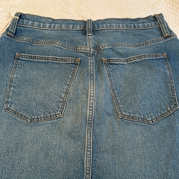 NWT Universal Thread Women’s Blue Washed Mini Skirt Size 6R - Picture 8 of 8